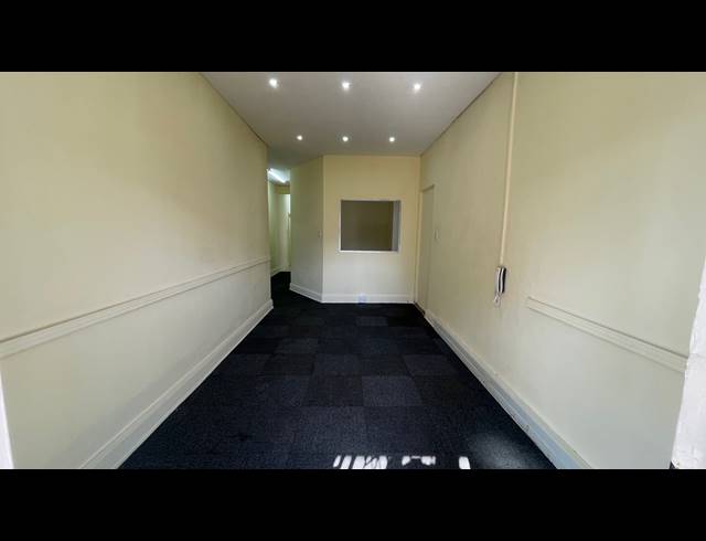 330M² BUSINESS FOR SALE IN WINDERMERE